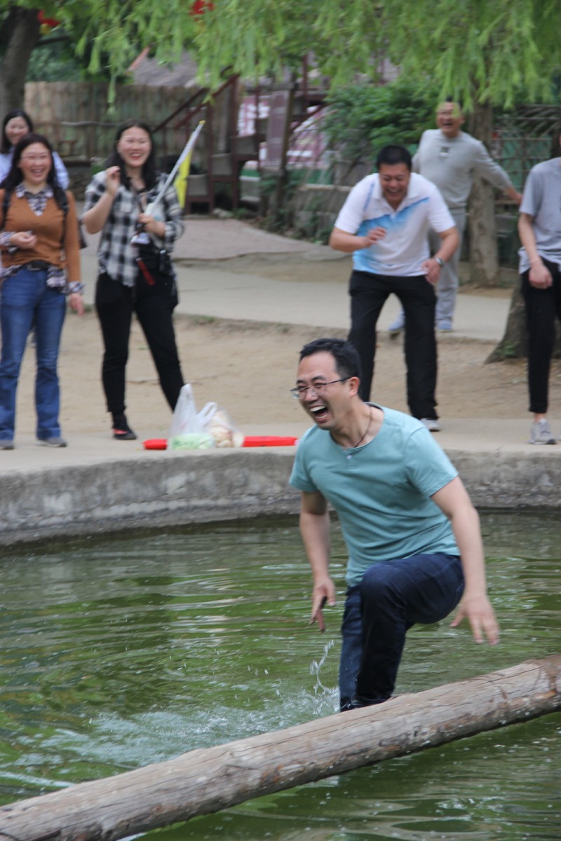 a4、體驗水上平衡木.jpg